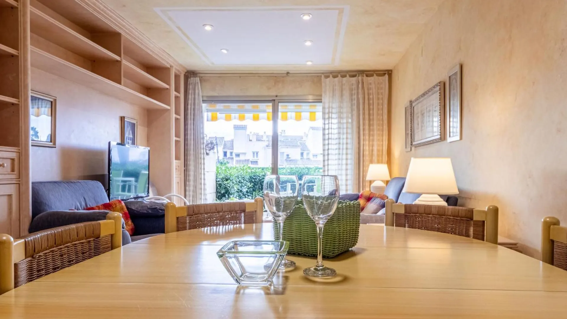 Apartment Bahia Dorada By Interhome Cambrils